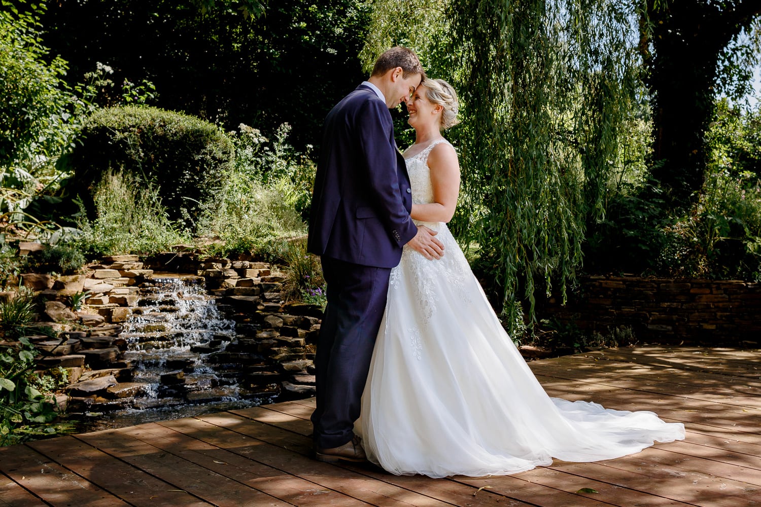 valleyside barn wedding