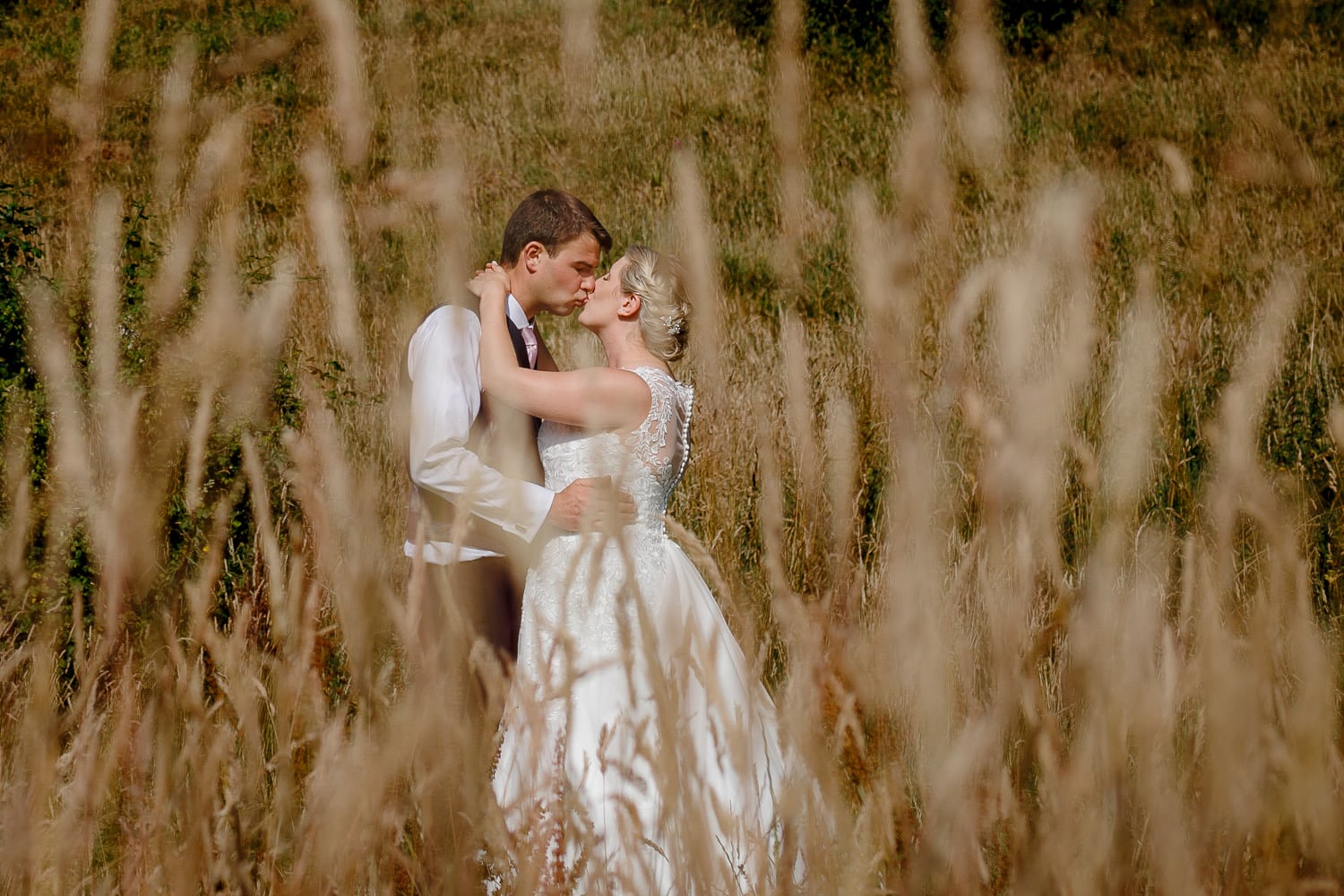 valleyside barn wedding