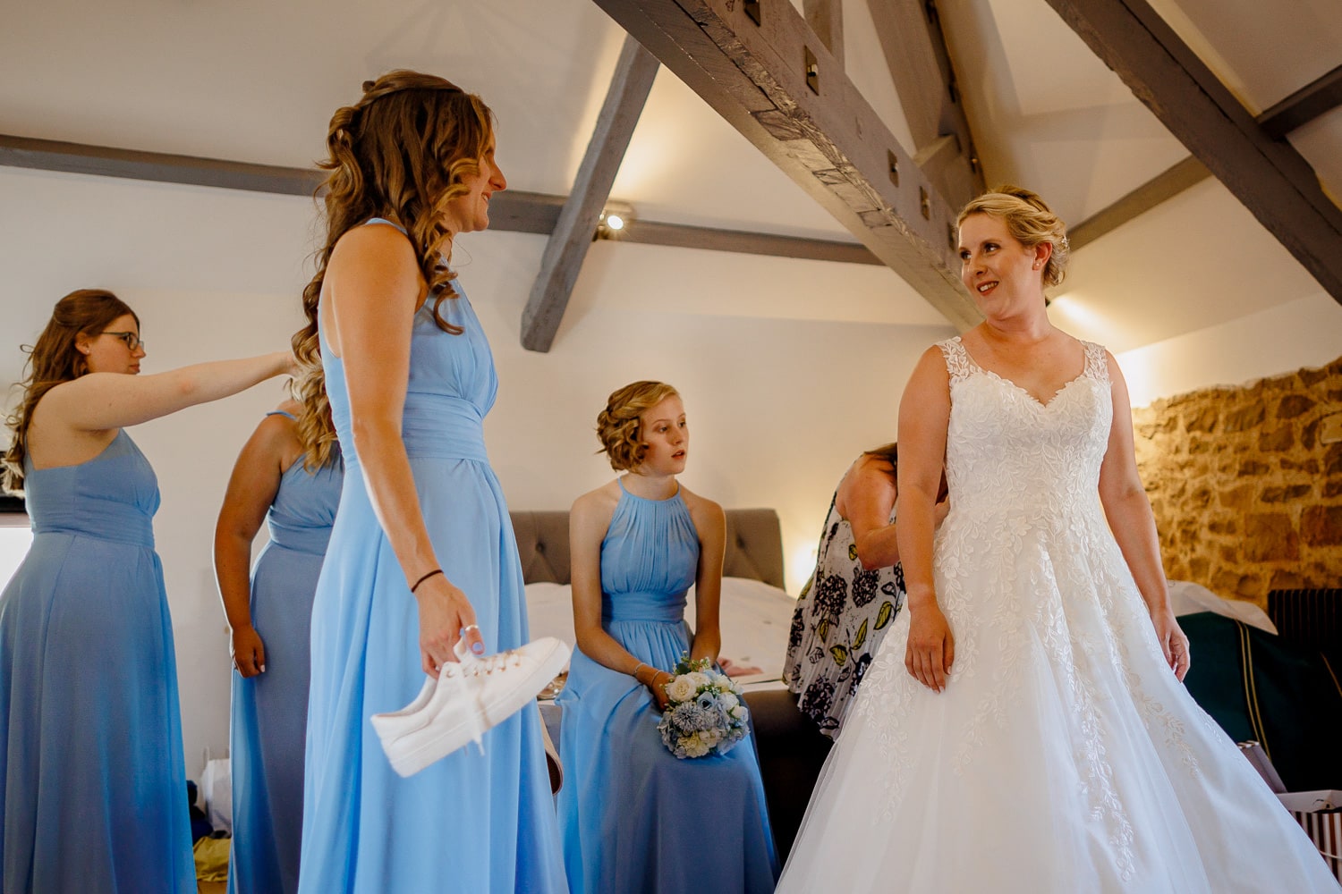 valleyside barn wedding