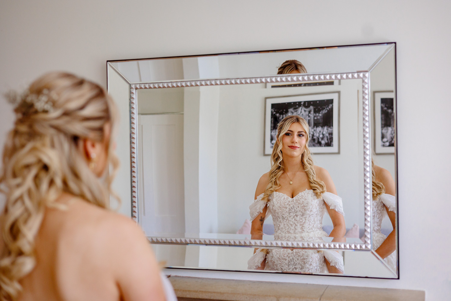 brides first look